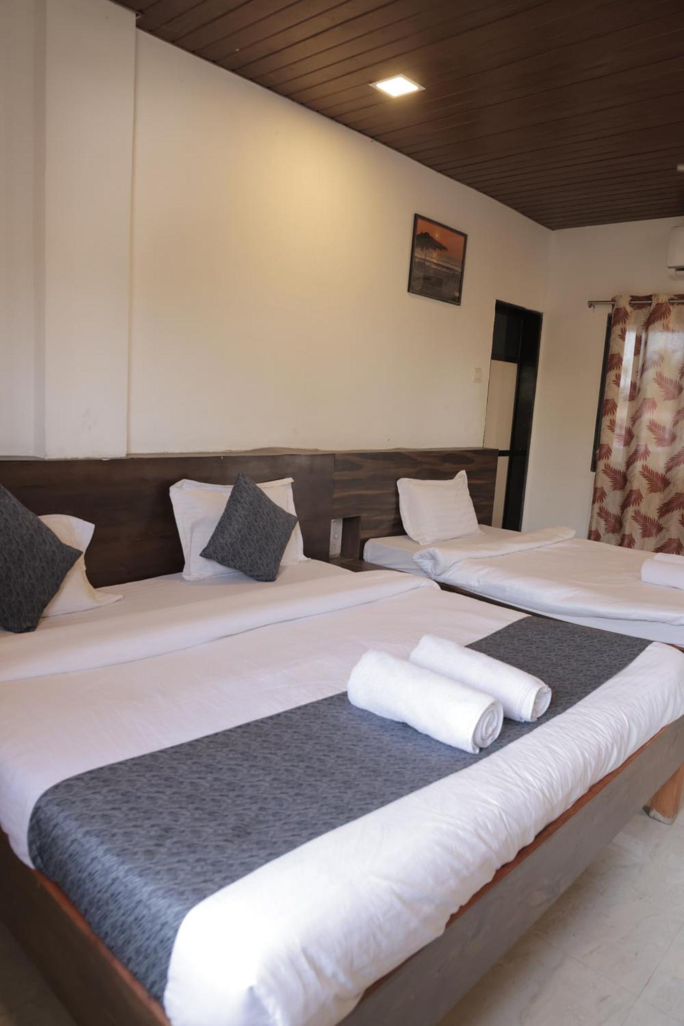 Anant Villa & Resorts 纳加奥恩 外观 照片